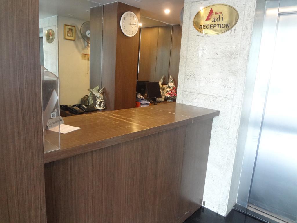 Hotel Adi Наґпур Екстер'єр фото